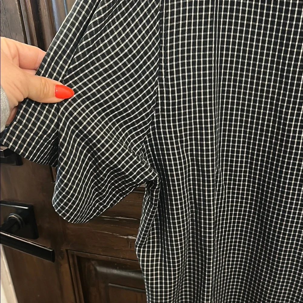 Men's Black Checkered Shirt - Picture 5 of 6